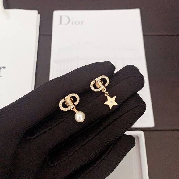 Chanel earrings - Picture 2 of 4